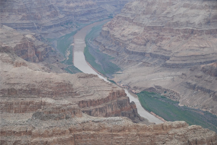 The river flows through the Grand Canyon for 446 kilometres of its 2330 kilometre overall length.