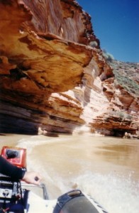 Leaving the Murchison Gorges.