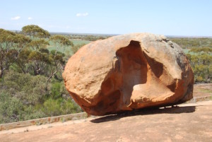 unusual rock Berrinbooding