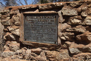 Wall and plaque erected by the Eastern Goldfields Historical Society in 1950.
