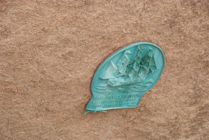 Plaque commemorating Flinders landing in Lucky Bay in 1802.