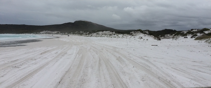 The white sands of Lucky Bay *