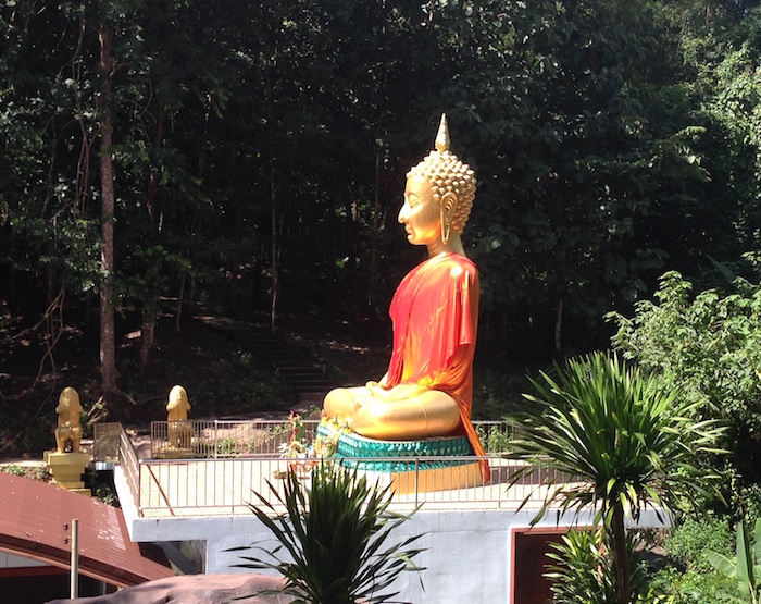 Wat Tham Sri Mong Khon