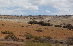 Southern edge of Hidden Valley as seen from the Pipeline Track