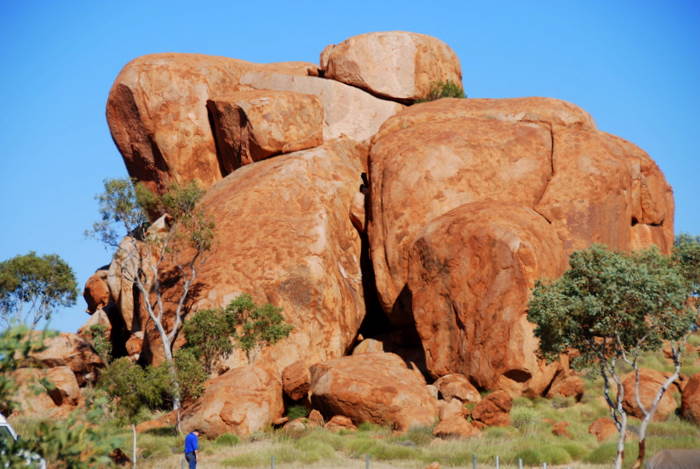 One of the rock formations that are collectively known as the Devils Marbles.