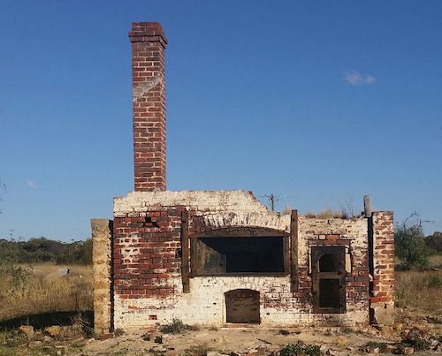 Ruins of bakery at Minnivale.