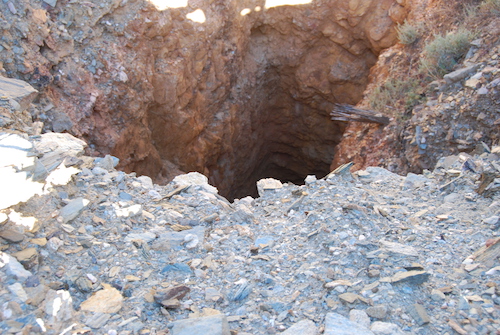 Disused shaft at Mt Jackson goldfields.