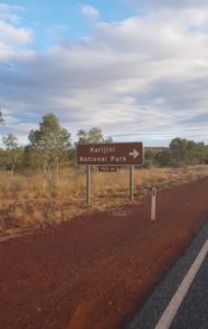 Turnoff to Dales Gorge Campsite.