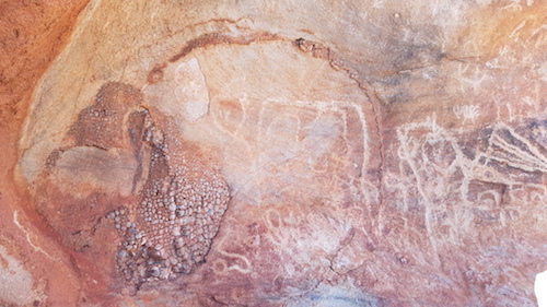 Petroglyphs at Mundee.