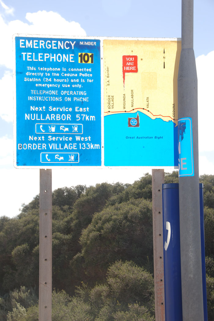 Emergency phone at Wigunda on Eyre Highway.