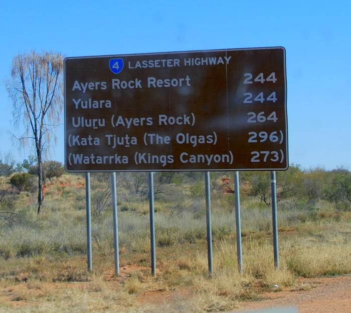 The Lasseter Highway connects Erldunda and Yulara.