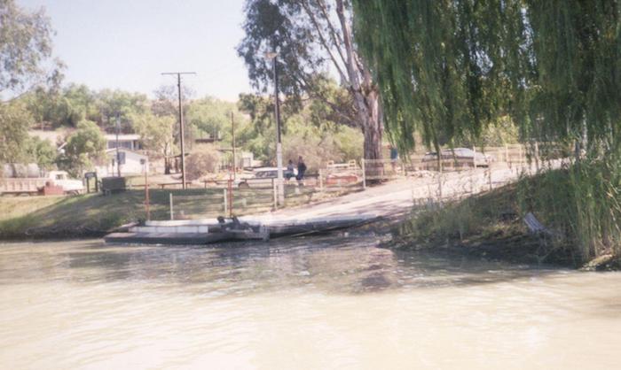 The entry road to the ferry at Waikerie.