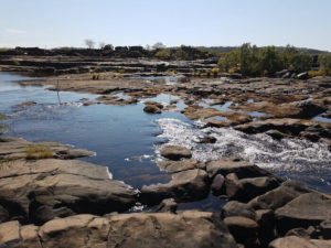 Mitchell River at the crossing point above the Falls.