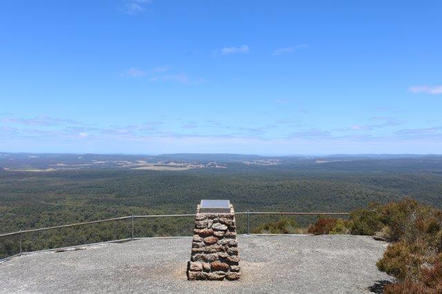 Cairn at the summit of Mount Frankland.