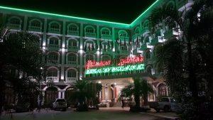 The biggest hotel in Vang Vieng.