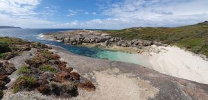 Beautiful small bay to the west of Boat Harbour.
